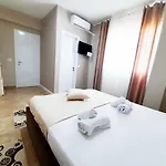 Ξενοδοχείο Ku&na *