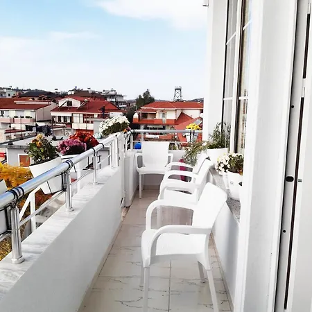 Hotel Ku&na *